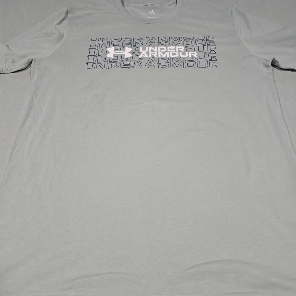 Under Armour Men's Light Gray Short Sleeve Tee